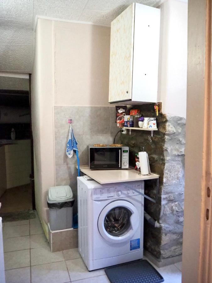 Authentic Guest Stay In The Heart Of Veliko Tarnovo Студио С Изглед Към Царевец 외부 사진