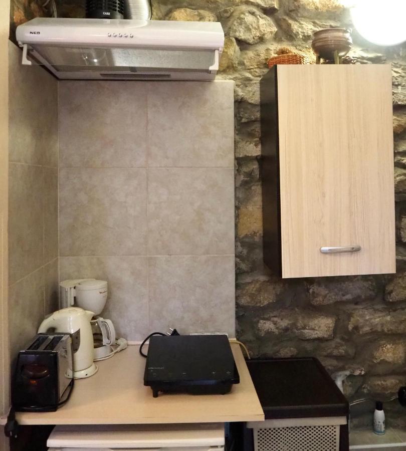 Authentic Guest Stay In The Heart Of Veliko Tarnovo Студио С Изглед Към Царевец 외부 사진