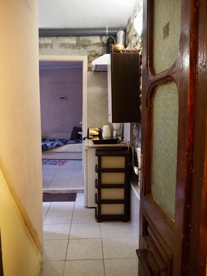 Authentic Guest Stay In The Heart Of Veliko Tarnovo Студио С Изглед Към Царевец 외부 사진
