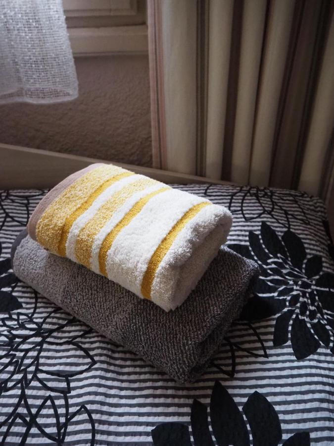 Authentic Guest Stay In The Heart Of Veliko Tarnovo Студио С Изглед Към Царевец 외부 사진
